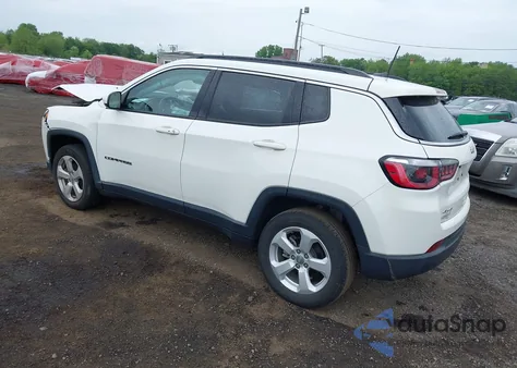 2019 Jeep Compass Latitude 4X4 from USA, damaged, VIN 3C4NJDBB7KT689257